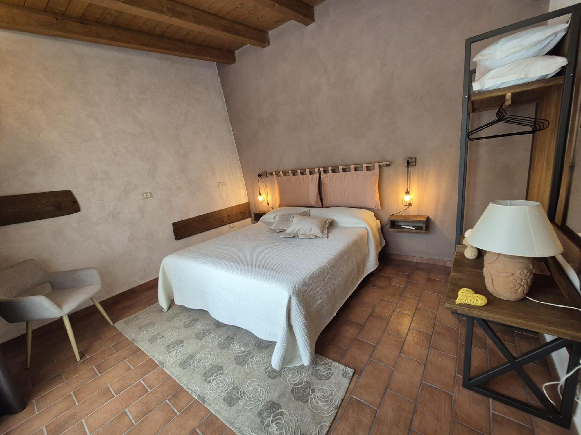 Dimora Dei Baldi - Rooms & Relax Fagnano Alto Exterior foto
