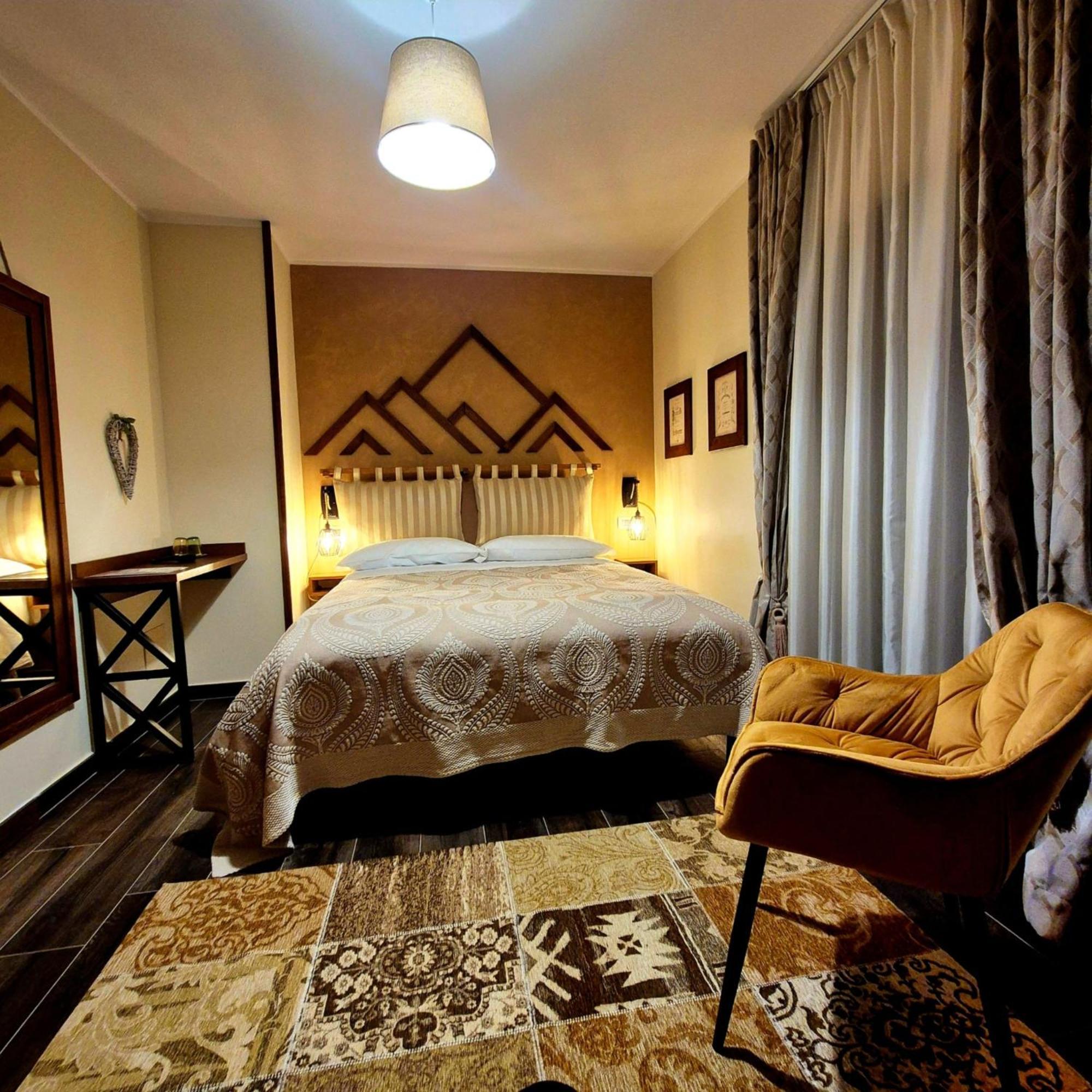 Dimora Dei Baldi - Rooms & Relax Fagnano Alto Exterior foto